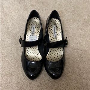 Patent leather pumps